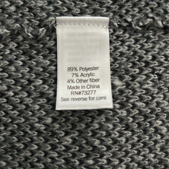 Ladies sweater coat - Picture 9 of 10